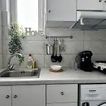 Modern In Town, Walking Distance To The - No 4 Apartament Kos