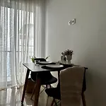 Modern In Town, Walking Distance To The - No 4 *