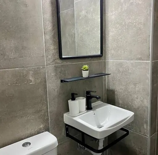 Apartman Modern In Town, Walking Distance To The - No 4 Kosz